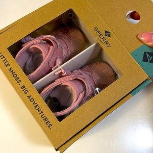 Sperry icestorm crib pink rain boots